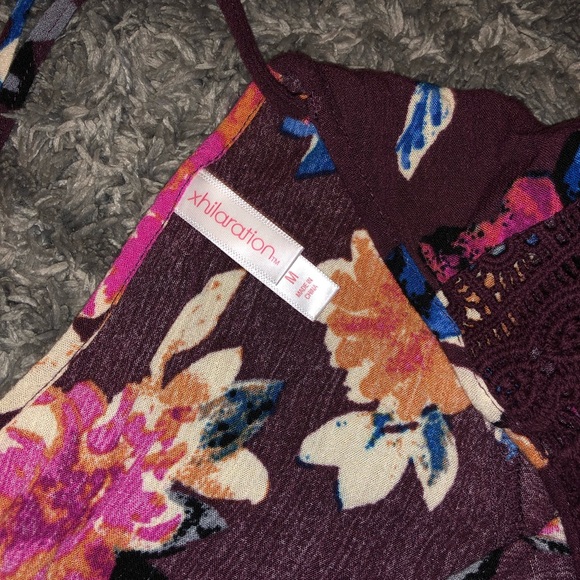 Flowery Romper - Picture 4 of 8